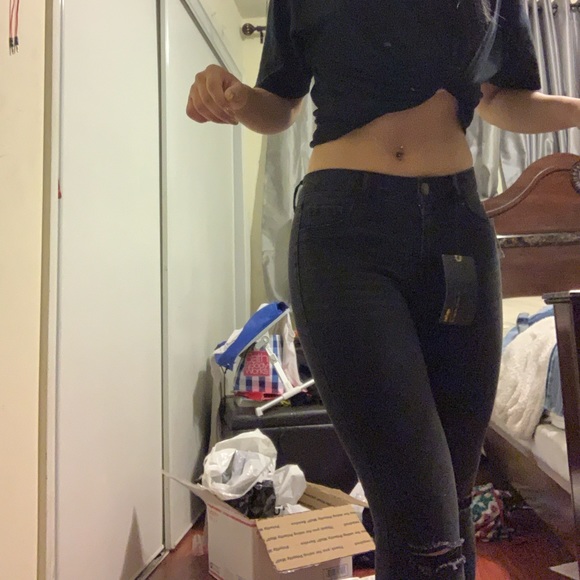 Jeans - Picture 6 of 7